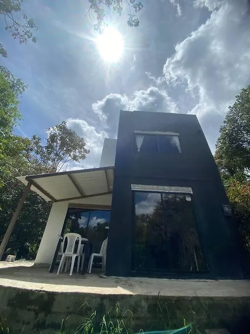 Casa De Campo El Bosque De Julia Medellin 0*,